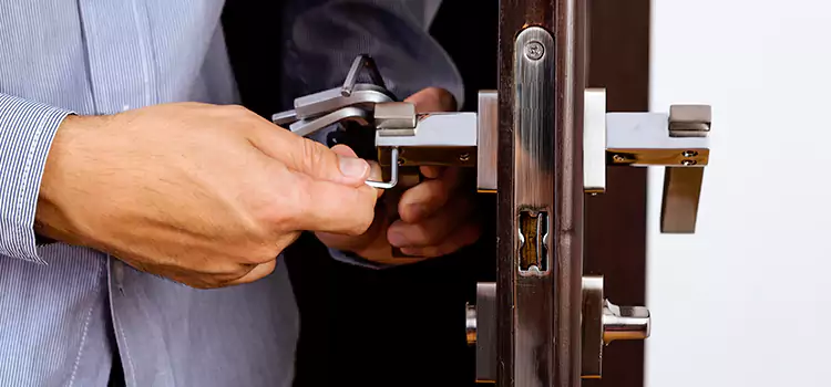 Commercial Door Lock Repair West Bend